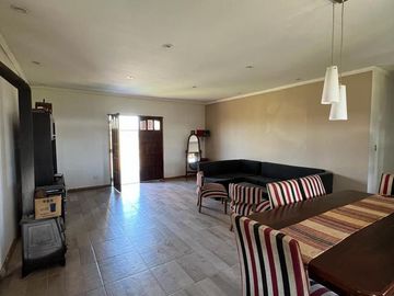 Casa en barrio la Campiña