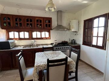 Casa en barrio la Campiña