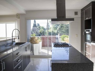 Departamento en Venta 4 ambientes Olivos