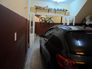 CASA 4 AMBIENTES EN PLANTA ALTA SOBRE RUTA 88