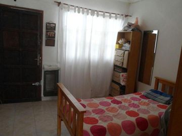 CASA 4 AMBIENTES EN PLANTA ALTA SOBRE RUTA 88
