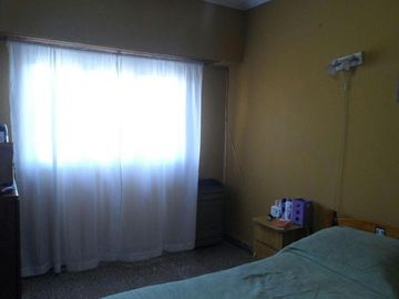 CASA 4 AMBIENTES EN PLANTA ALTA SOBRE RUTA 88
