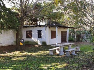 CASA QUINTA SOBRE LOTE DE 7600M2 EN CAMINO VIEJO A MIRAMAR