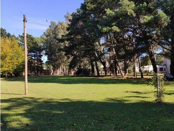 CASA QUINTA SOBRE LOTE DE 7600M2 EN CAMINO VIEJO A MIRAMAR