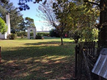 CASA QUINTA SOBRE LOTE DE 7600M2 EN CAMINO VIEJO A MIRAMAR