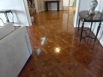 Magnifico departamento en edificio francés único!