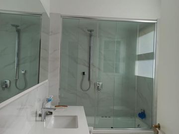 Magnifico departamento en edificio francés único!