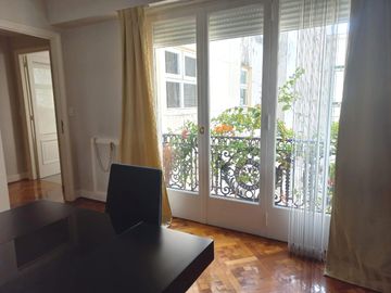 Magnifico departamento en edificio francés único!