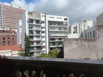 Magnifico departamento en edificio francés único!