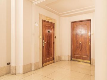 Magnifico departamento en edificio francés único!