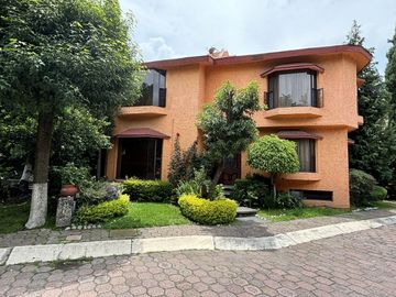 Casa en Condominio en Venta en FUENTES DE TEPEPAN