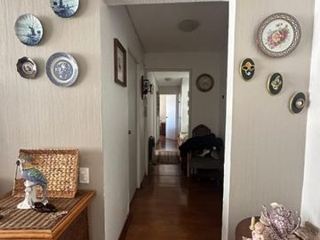 Cómodo departamento en 7 norte, gastos comunes bajos, Viña del Mar Aun.-