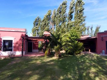 Casa - Salvador Maria Lobos