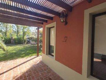 Casa - Salvador Maria Lobos