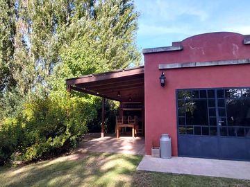 Casa - Salvador Maria Lobos