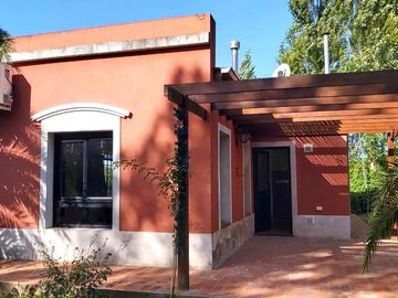 Casa - Salvador Maria Lobos