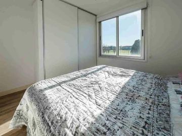 Duplex en Complejo Green Village Pilar
