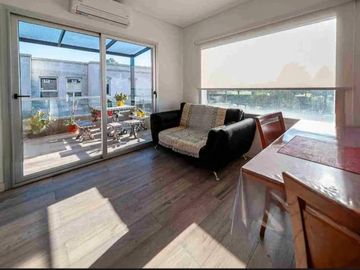 Duplex en Complejo Green Village Pilar