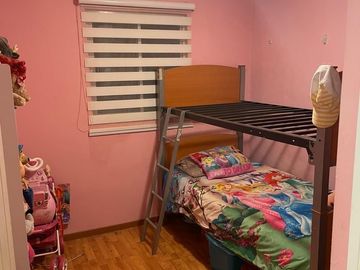 Casa con terreno excedente Urbiquinta