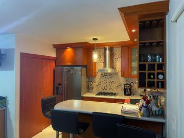Casa con terreno excedente Urbiquinta