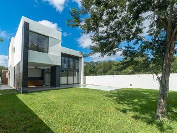 Casa en venta en Mérida, Privada La Rejoyada, Komchen ( L. 339)
