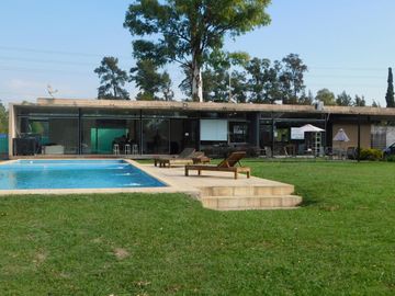 Casa - Countries/B.Cerrado (Moreno)