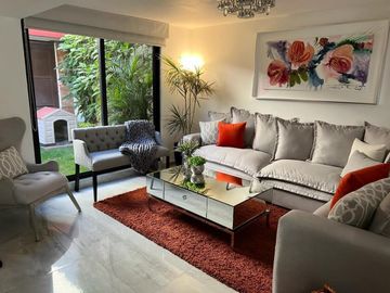 CASA  SOLA EN TLALPAN CERCA DEL TEC DE MONTERREY