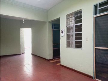 VENTA CASA EXTERNA UN SOLO PISO GUAYAQUIL CENTRO CALI (VM)