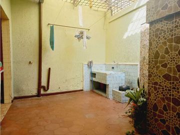 VENTA CASA EXTERNA UN SOLO PISO GUAYAQUIL CENTRO CALI (VM)
