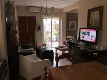Impecable Dúplex en Monte Grande!! Zona residencial, Las Heras 830.-