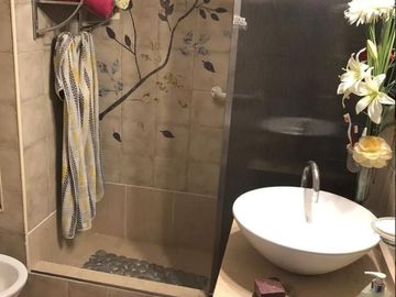 Impecable Dúplex en Monte Grande!! Zona residencial, Las Heras 830.-