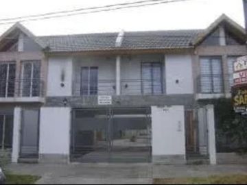 Impecable Dúplex en Monte Grande!! Zona residencial, Las Heras 830.-