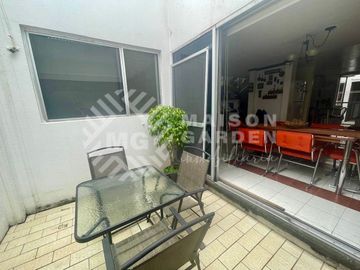 Casa en Venta en El Mirador ideal para oficinas o consultorios