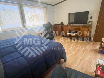 Casa en Venta en El Mirador ideal para oficinas o consultorios