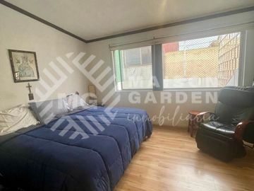 Casa en Venta en El Mirador ideal para oficinas o consultorios