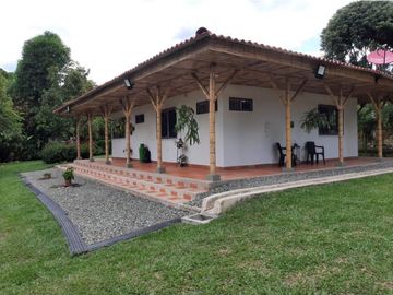 VENTA CHALET - MONTENEGRO