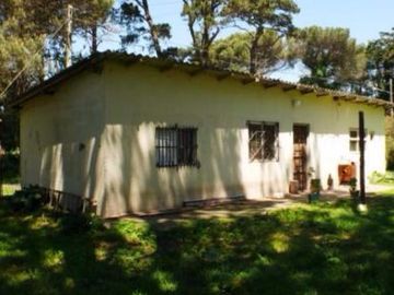 Quinta de 7500m2 con casas, galpones, y stud para caballos