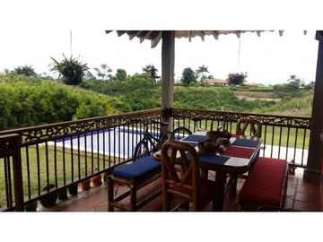 VENTA CASA CAMPESTRE EN CONDOMINIO - MONTENEGRO