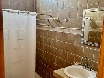 CASA EN VENTA EN CAMPECHE: FRACC. LOMAS DEL CASTILLO