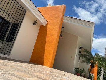 CASA EN VENTA EN CAMPECHE: FRACC. LOMAS DEL CASTILLO