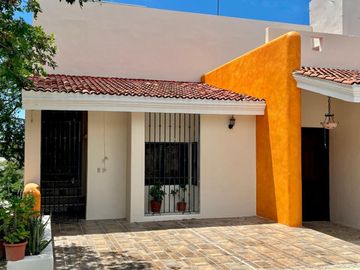 CASA EN VENTA EN CAMPECHE: FRACC. LOMAS DEL CASTILLO