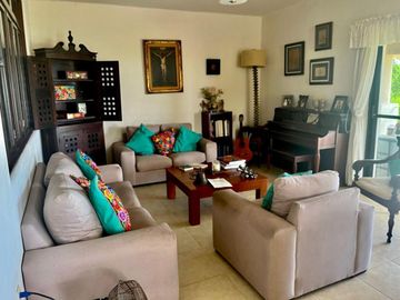 CASA EN VENTA EN CAMPECHE: FRACC. LOMAS DEL CASTILLO