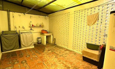 Venta de Casa en esquina en calle 20 Sur, El Mirador
