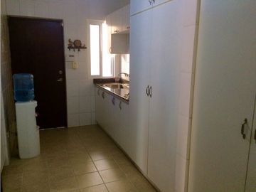 VENDO CASA UNIFAMILIAR EN PALMERAS DEL ESTE 529mt