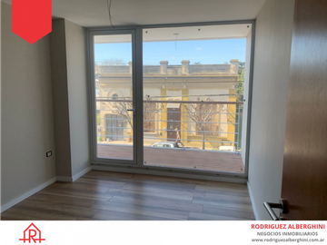 Departamento en venta (Calle 14 e/ 15 y Av. Del Valle)