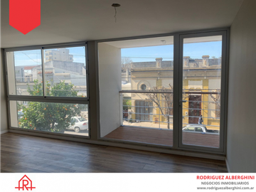 Departamento en venta (Calle 14 e/ 15 y Av. Del Valle)