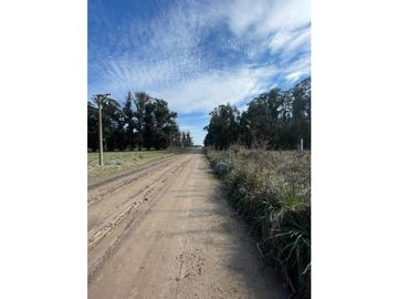 terreno sobre calle 187 y 68 de 500m2