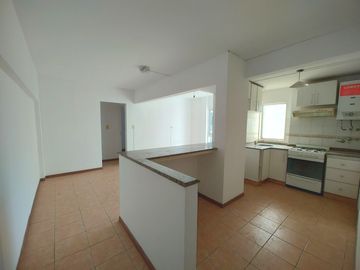 Departamento en Venta 1 Dormitorio en el Centro de Rosario. Mitre 1430
