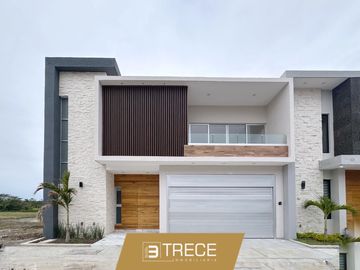 Casa en venta Fraccionamiento Las Palmas, Medellín, Veracruz