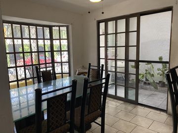 Casa en San Sebastian, Guadalupe